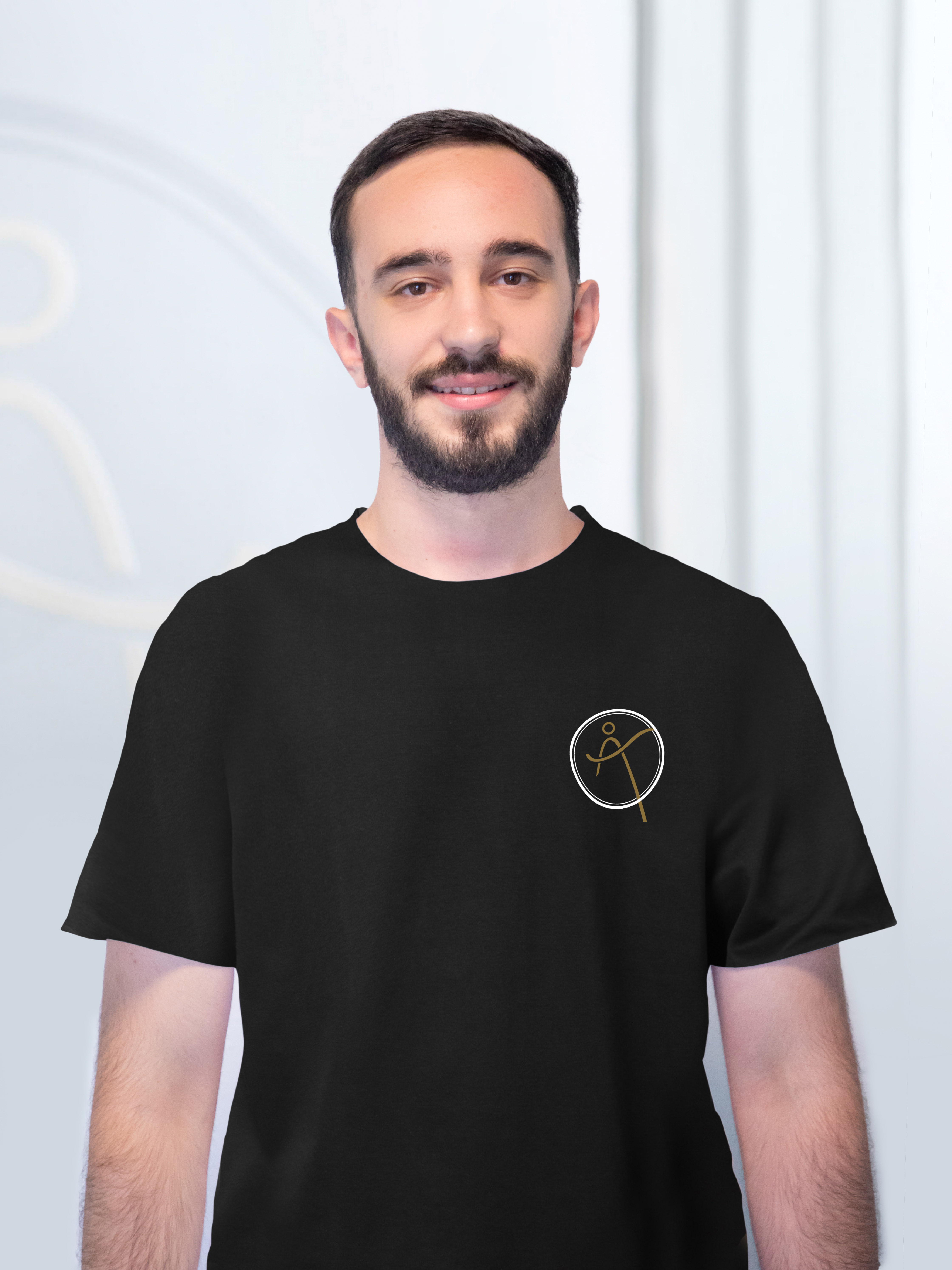 Leonard Demiri - Profile Picture