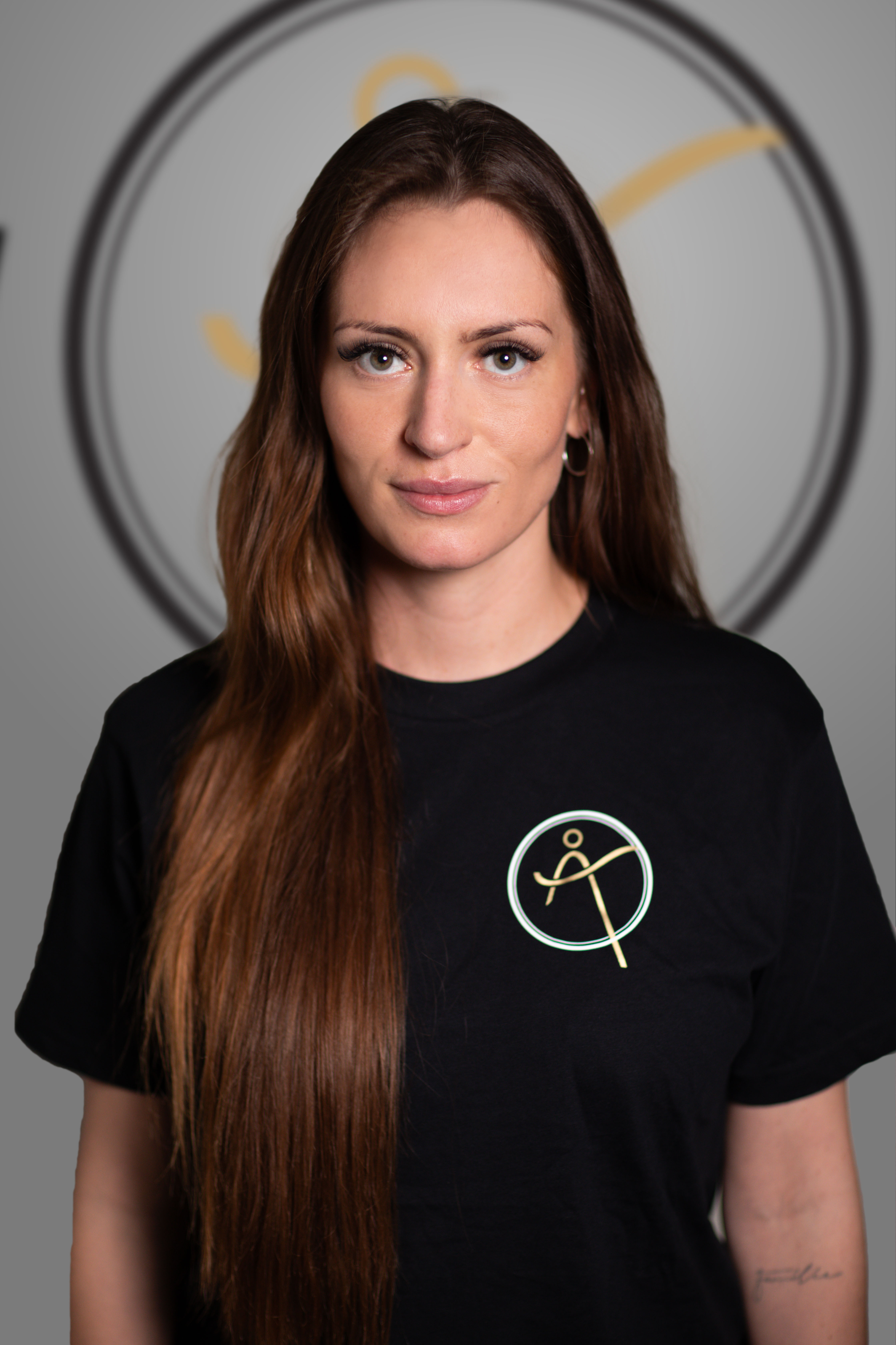 Lara - Profile Picture